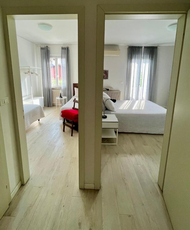 Your Familyapartment In Sirmione Exterior foto